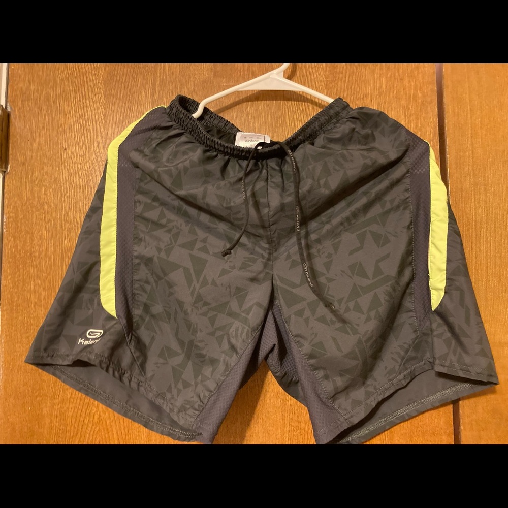Athletic shorts